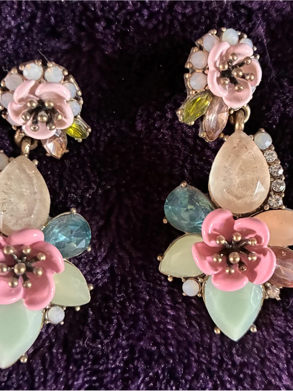 Chloe + Isabel Femme des Fleurs Necklace with matching Bracelet and Earrings